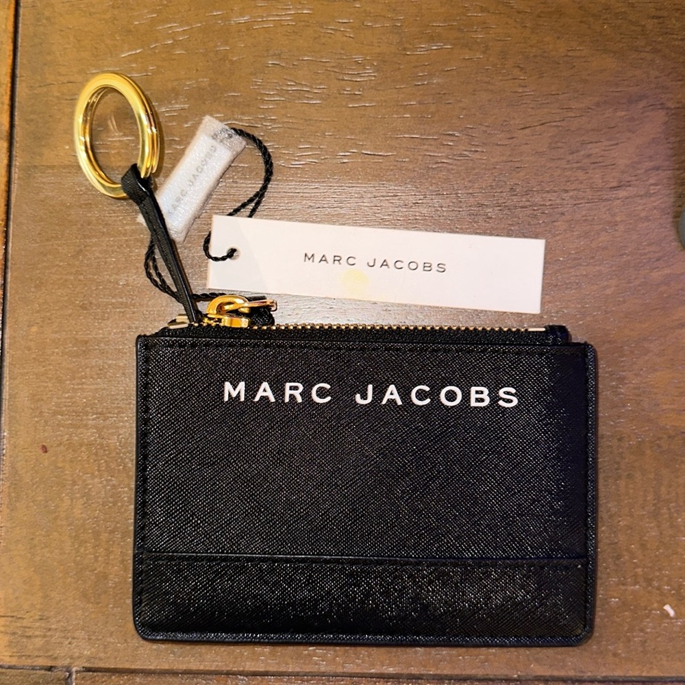 Marc Jacobs keychain wallet